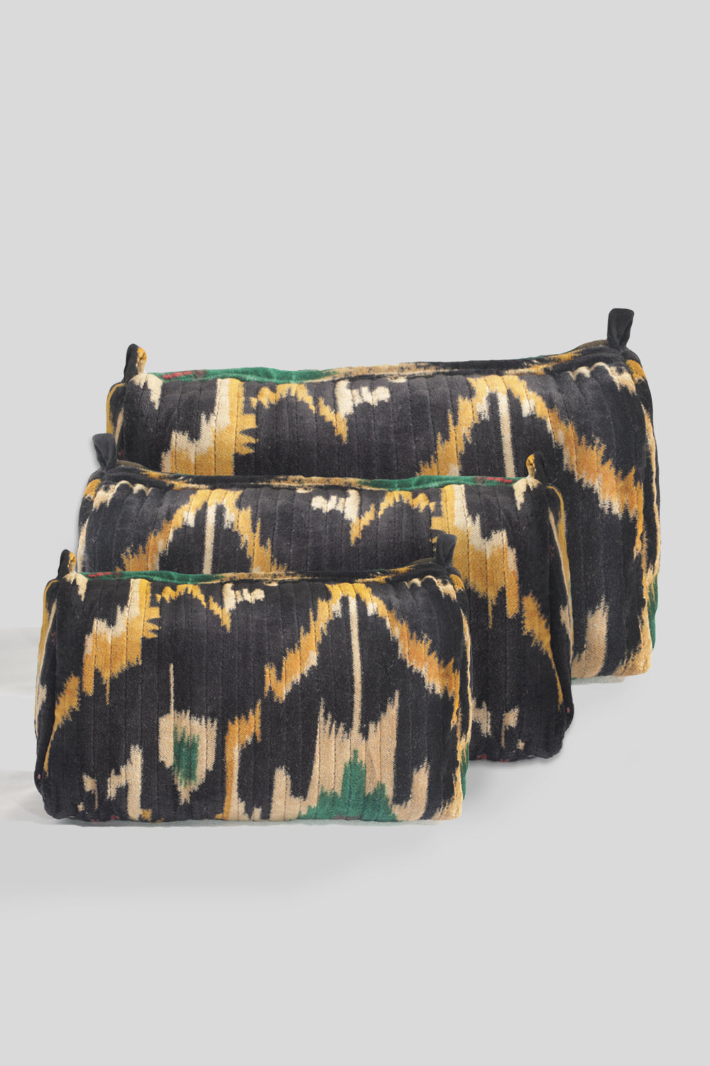 Neceser de terciopelo Quilted Negro Estampado Mediano